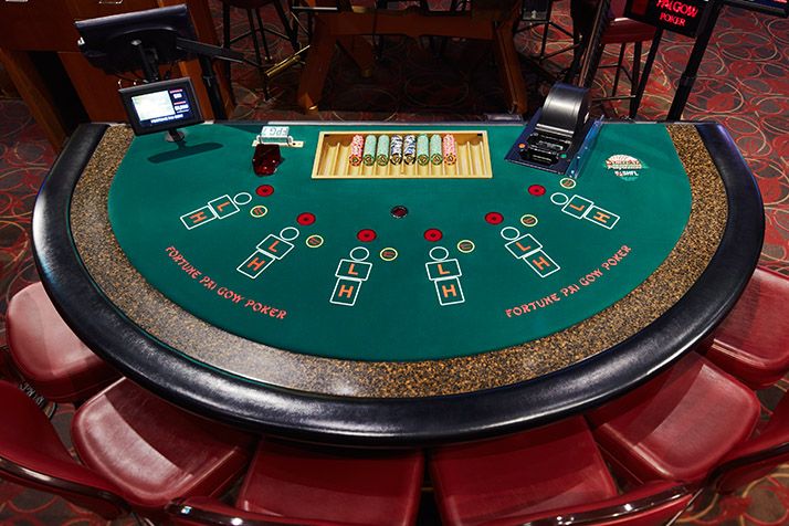 Hollywood Casino کیسینو میں پوکر گیمز